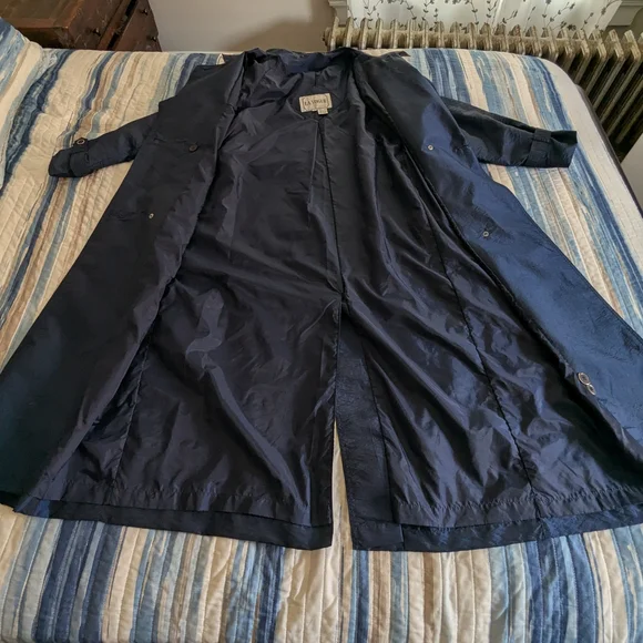 Vintage La Vogue Women's Deep Blue Trench Coat - Picture 6 of 10